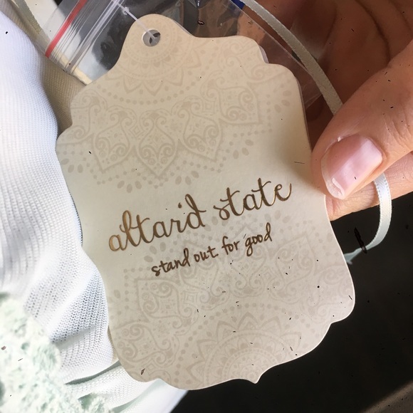 Blouse/tank - Picture 3 of 4